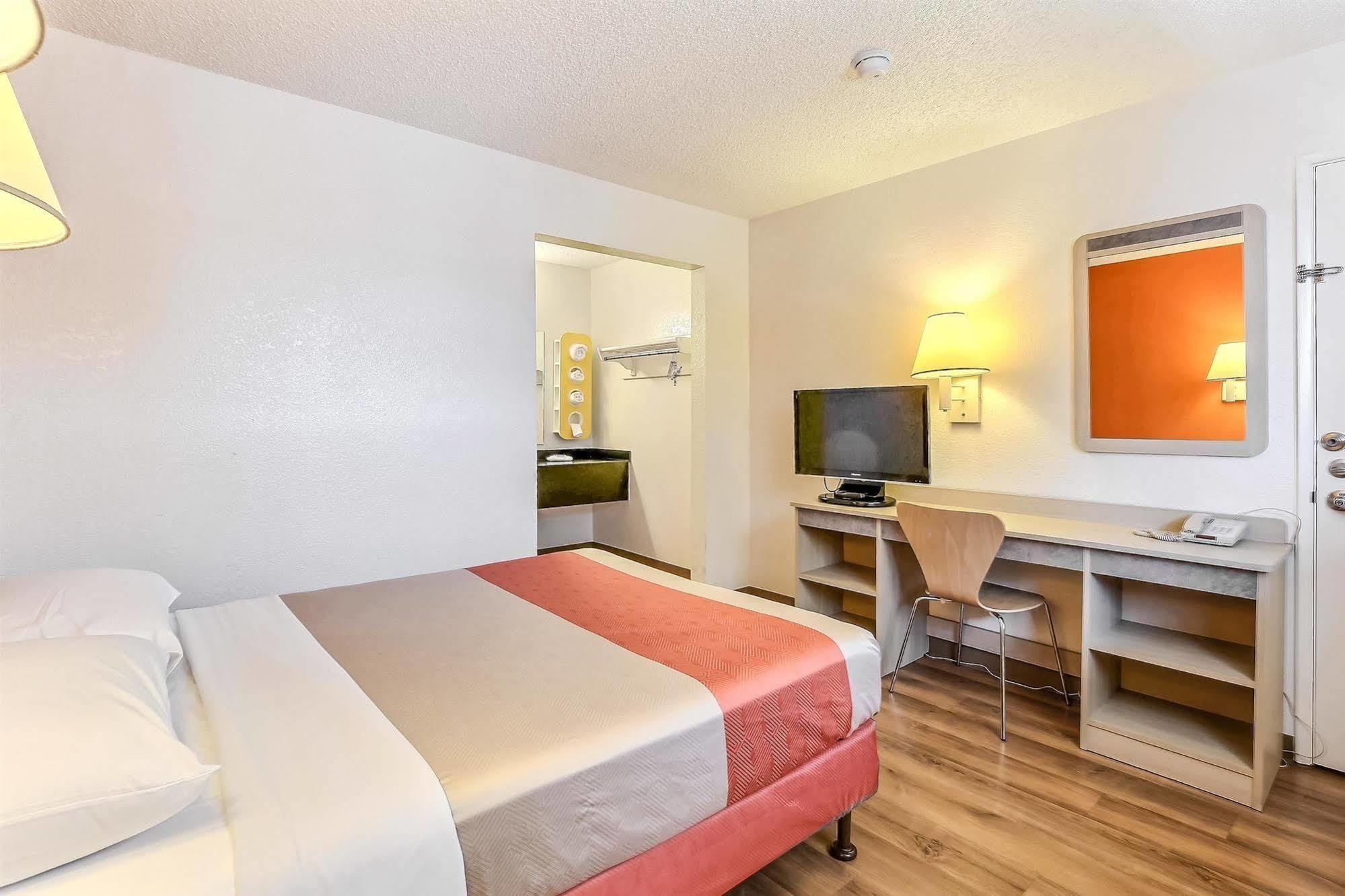 Motel 6-Oakland, Ca - Airport Εξωτερικό φωτογραφία